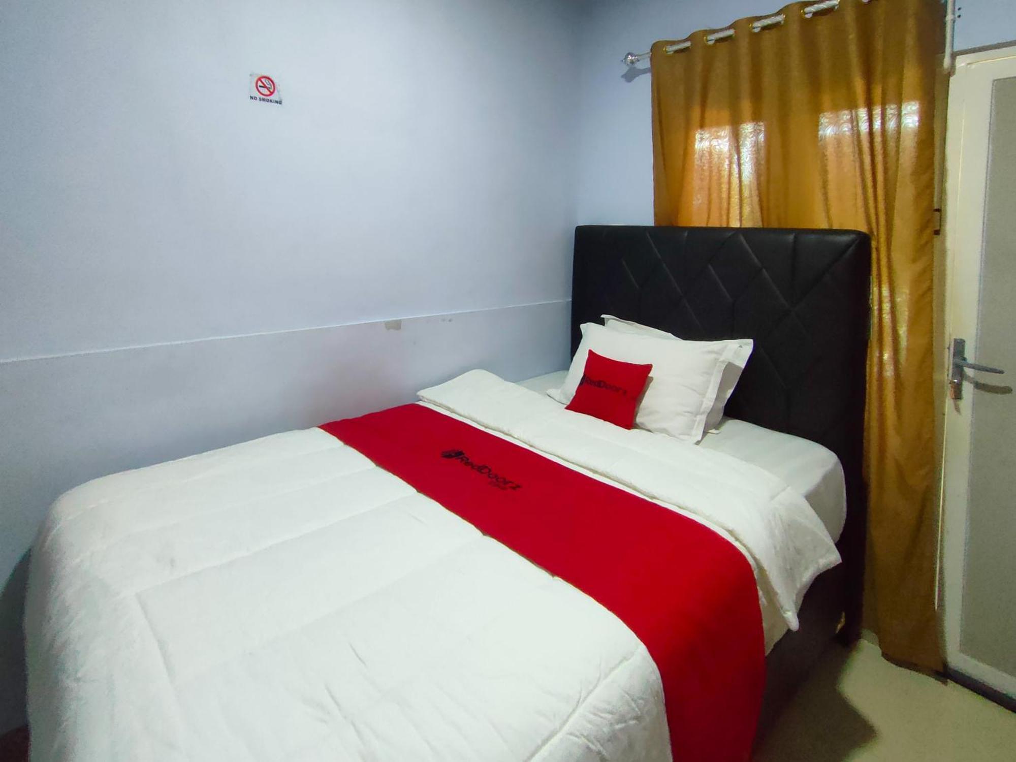 Reddoorz Syariah Near Stasiun Wates Hotell Wates  Exteriör bild