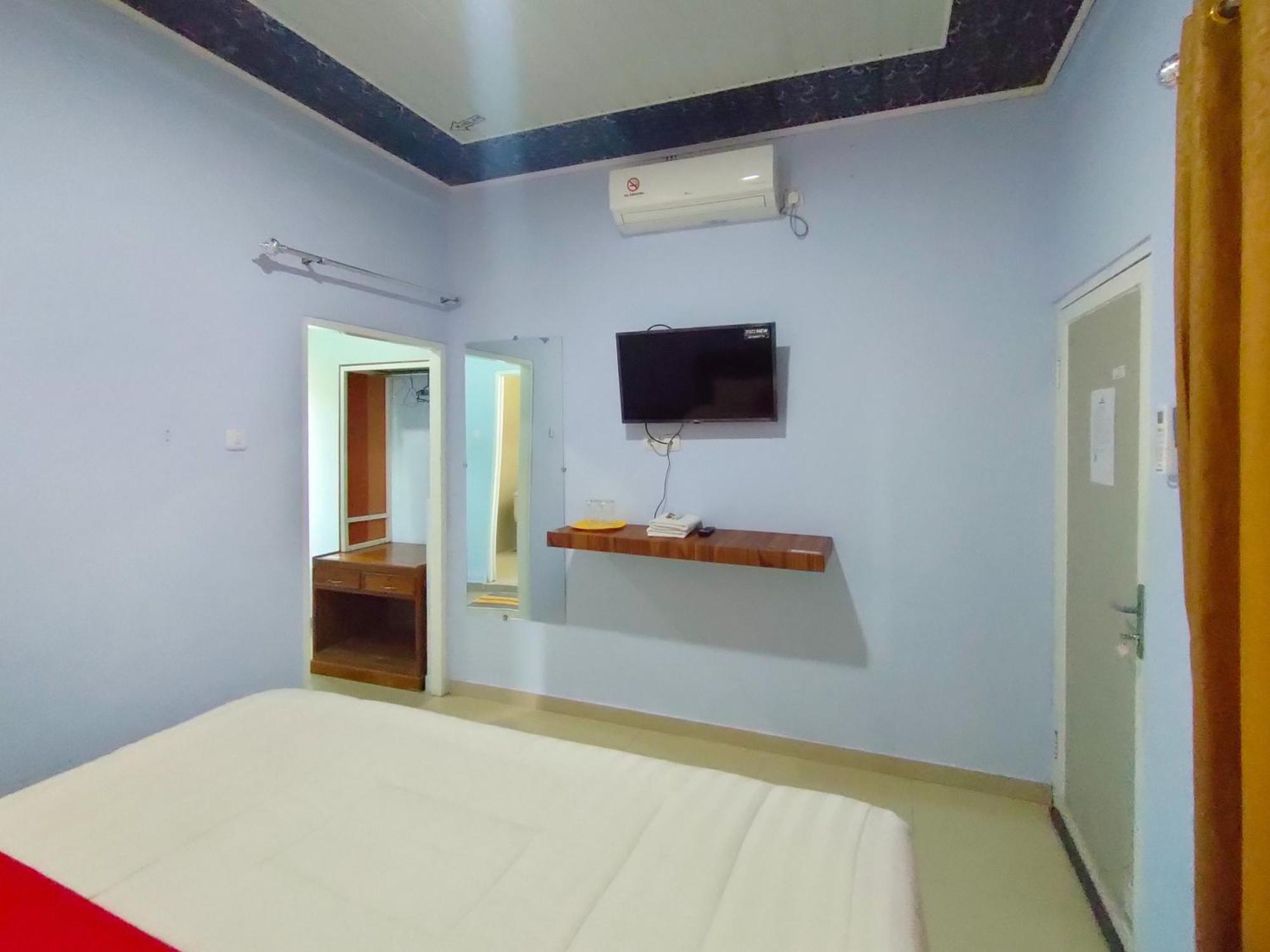 Reddoorz Syariah Near Stasiun Wates Hotell Wates  Exteriör bild